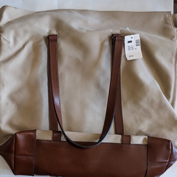 Burberry Tote - Picture 2 of 5